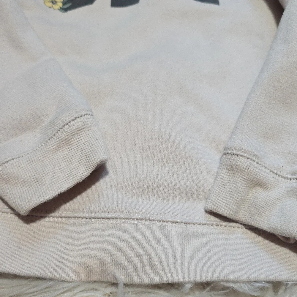 Gap Floral Sweatshirt- 5 Years
